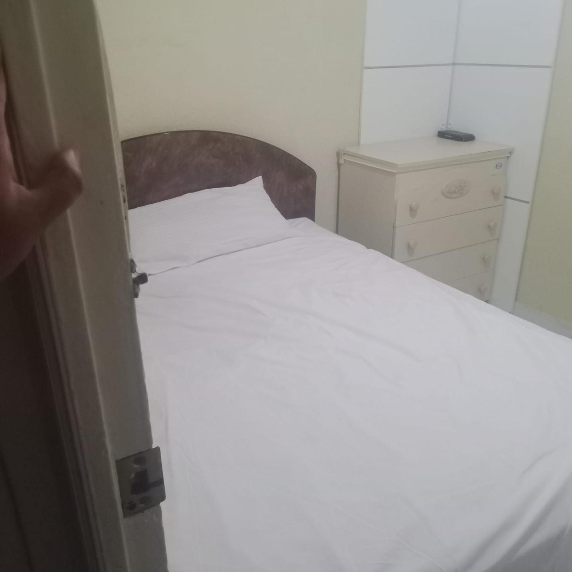 Barcelona Appartment Santa Coloma de Gramenet Luaran gambar